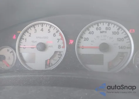 2011 Nissan Frontier Pro-4X z USA, uszkodzony, nr VIN 1N6AD0EV7BC425162